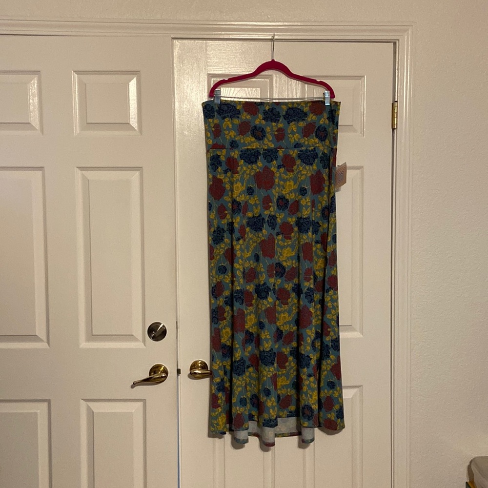 Floral maxi skirt by Lularoe.  Size 2XL and NWT